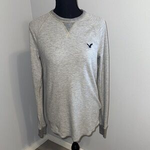 AE Gray Crew Neck Thermal